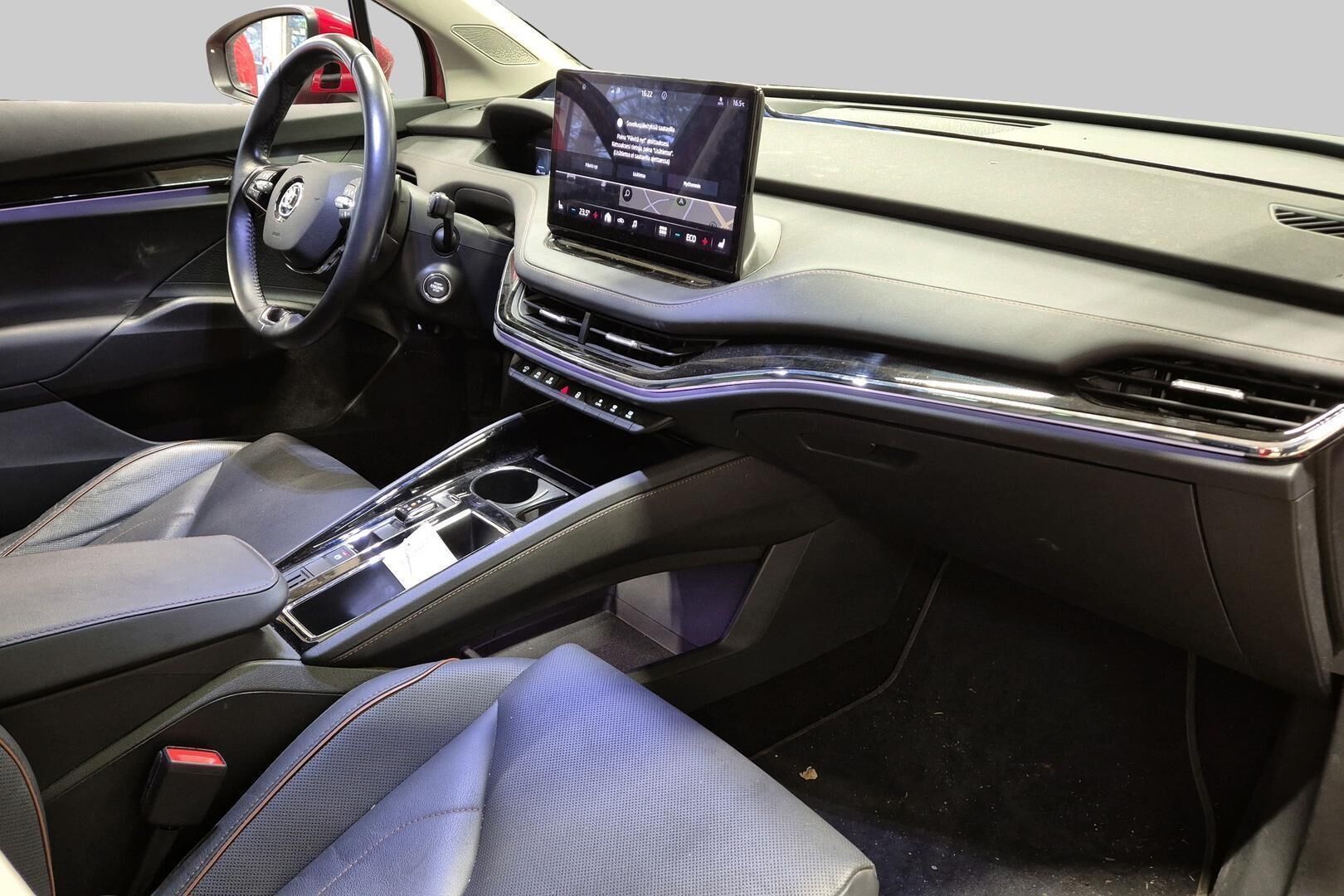 SKODA ENYAQ iso kuva 2