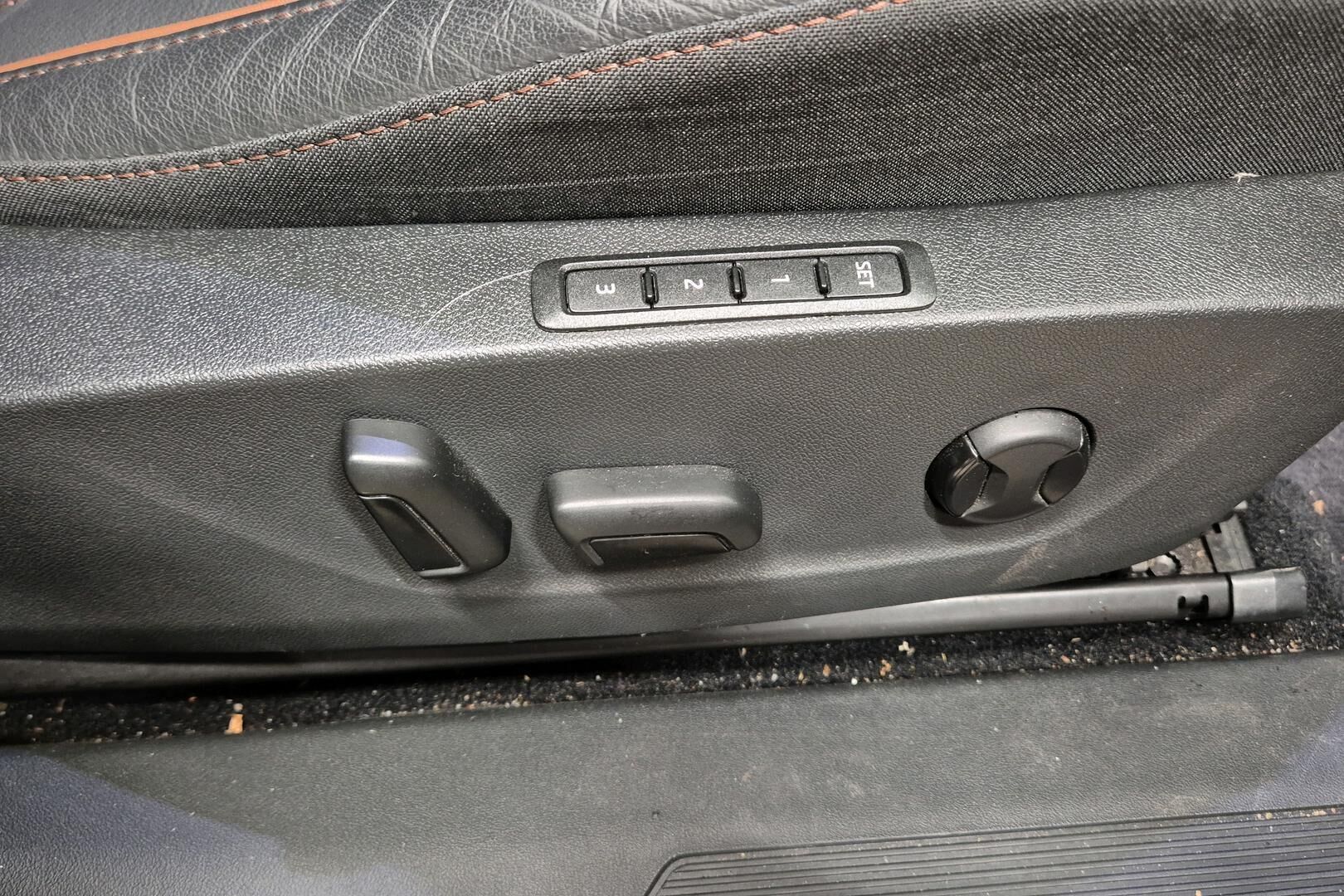 SKODA ENYAQ iso kuva 8