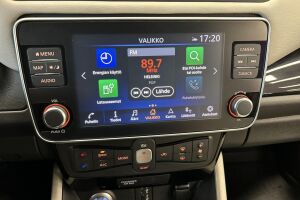 NISSAN LEAF esikatselu 16