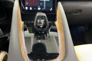 POLESTAR 2 esikatselu 29