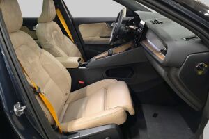 POLESTAR 2 esikatselu 3