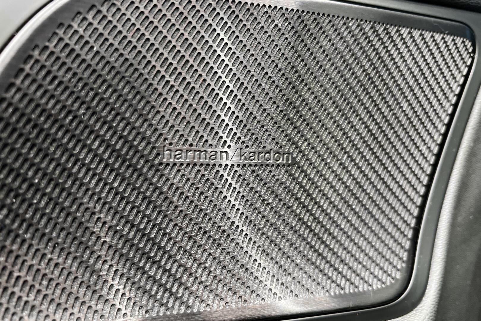 VOLVO V60 iso kuva 27