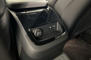 VOLVO V60 esikatselu 30