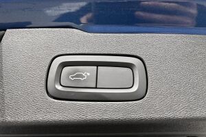 VOLVO V60 esikatselu 35