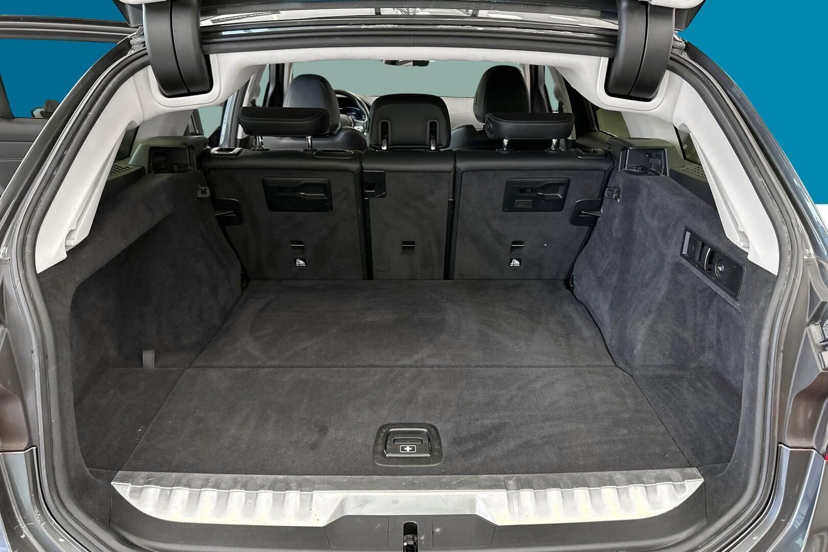 BMW 3-SARJA iso kuva 12