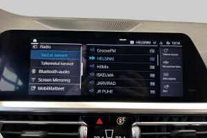 BMW 3-SARJA esikatselu 23