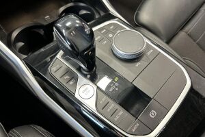 BMW 3-SARJA esikatselu 30