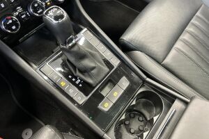 SKODA Superb esikatselu 24