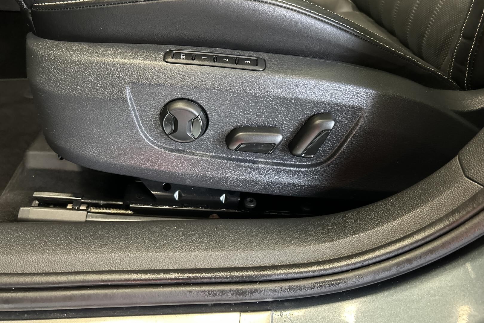 SKODA Superb iso kuva 30