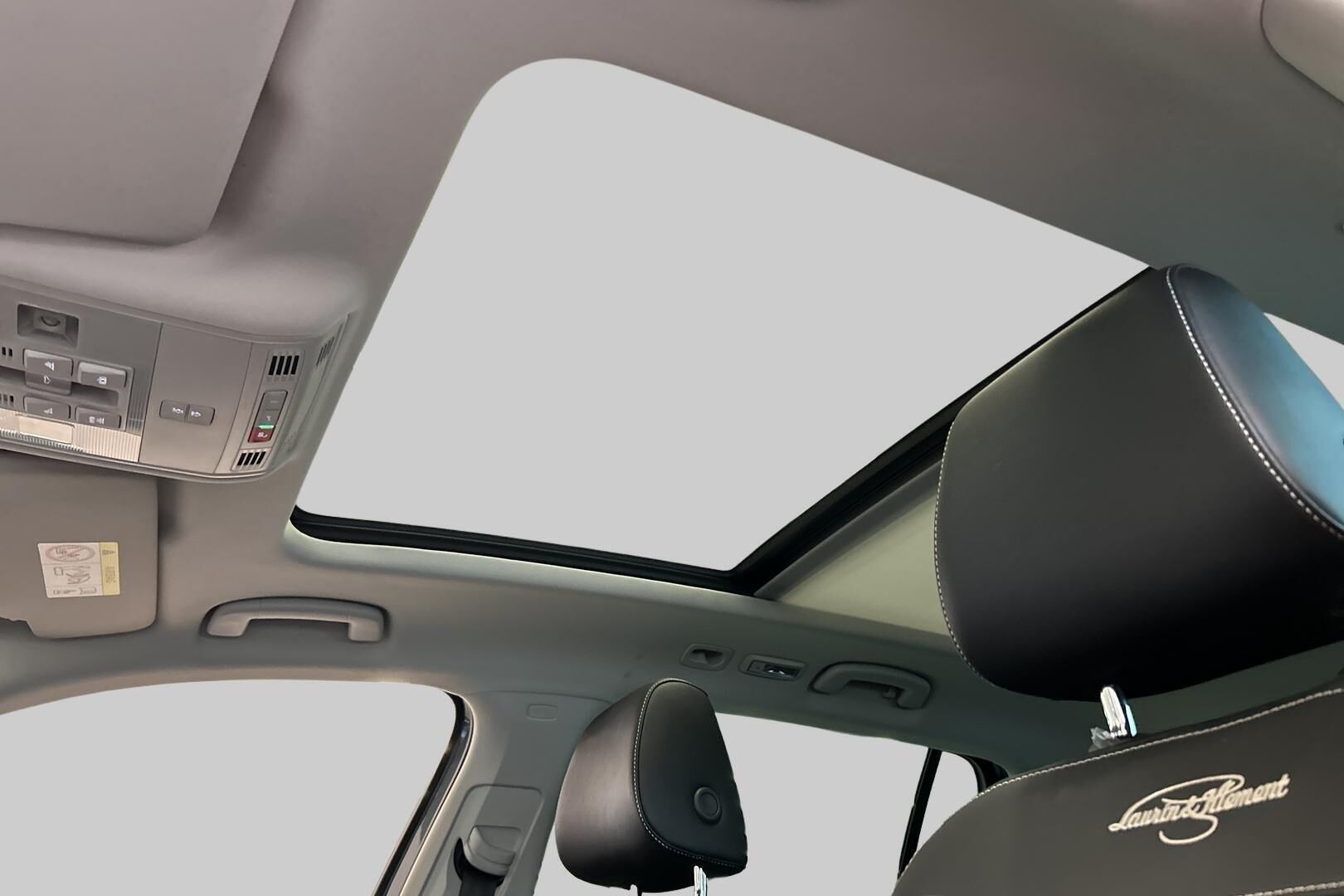 SKODA Superb iso kuva 31