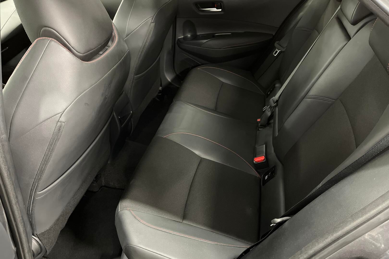 TOYOTA COROLLA iso kuva 9