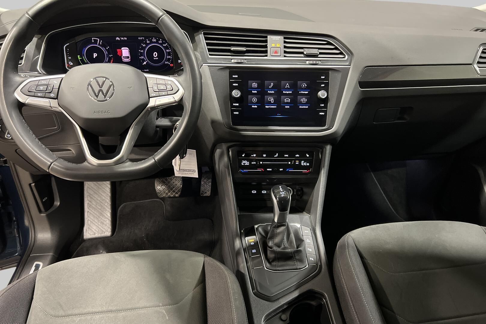 VOLKSWAGEN TIGUAN iso kuva 11
