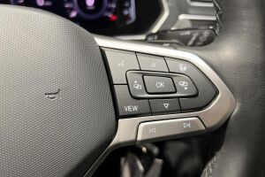 VOLKSWAGEN TIGUAN esikatselu 17