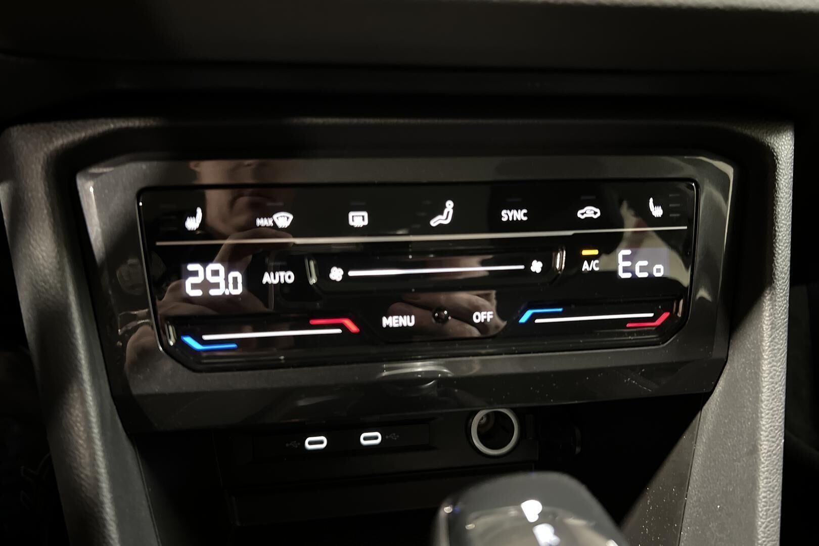 VOLKSWAGEN TIGUAN iso kuva 19