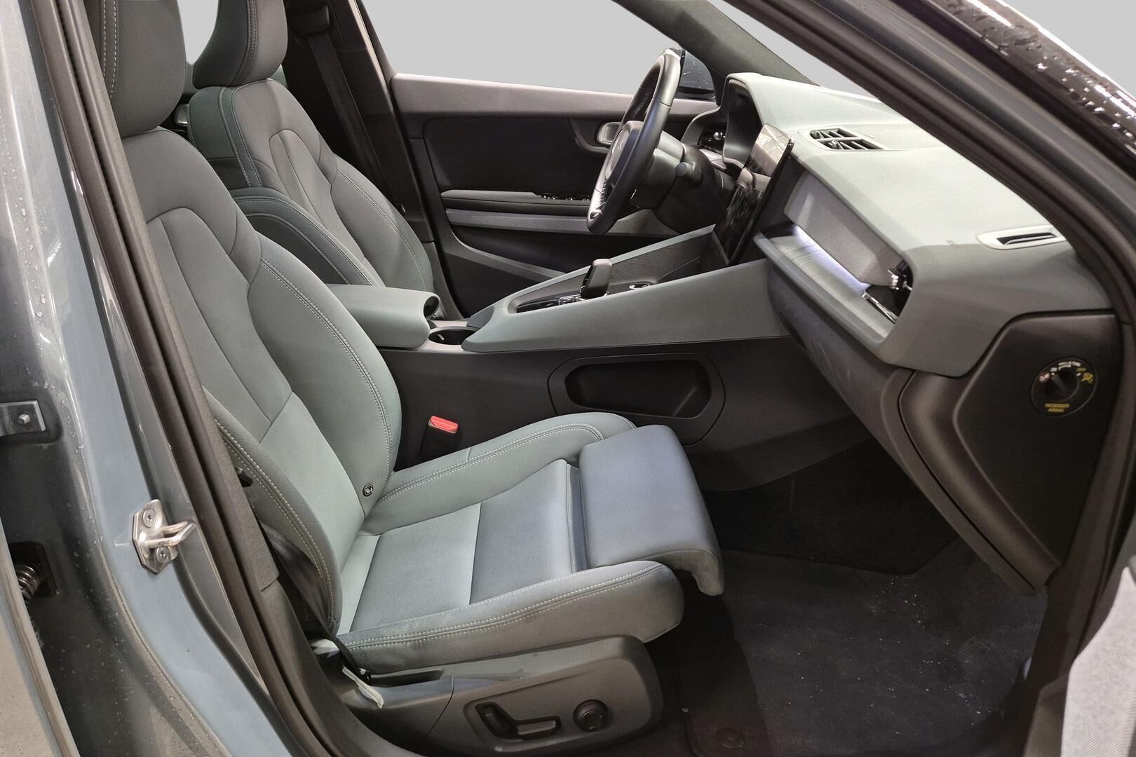 POLESTAR 2 iso kuva 3