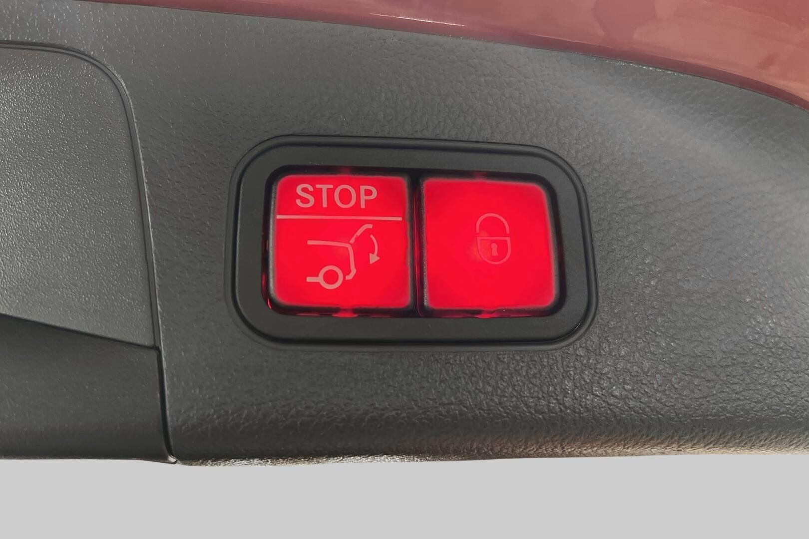 MERCEDES-BENZ EQA iso kuva 14