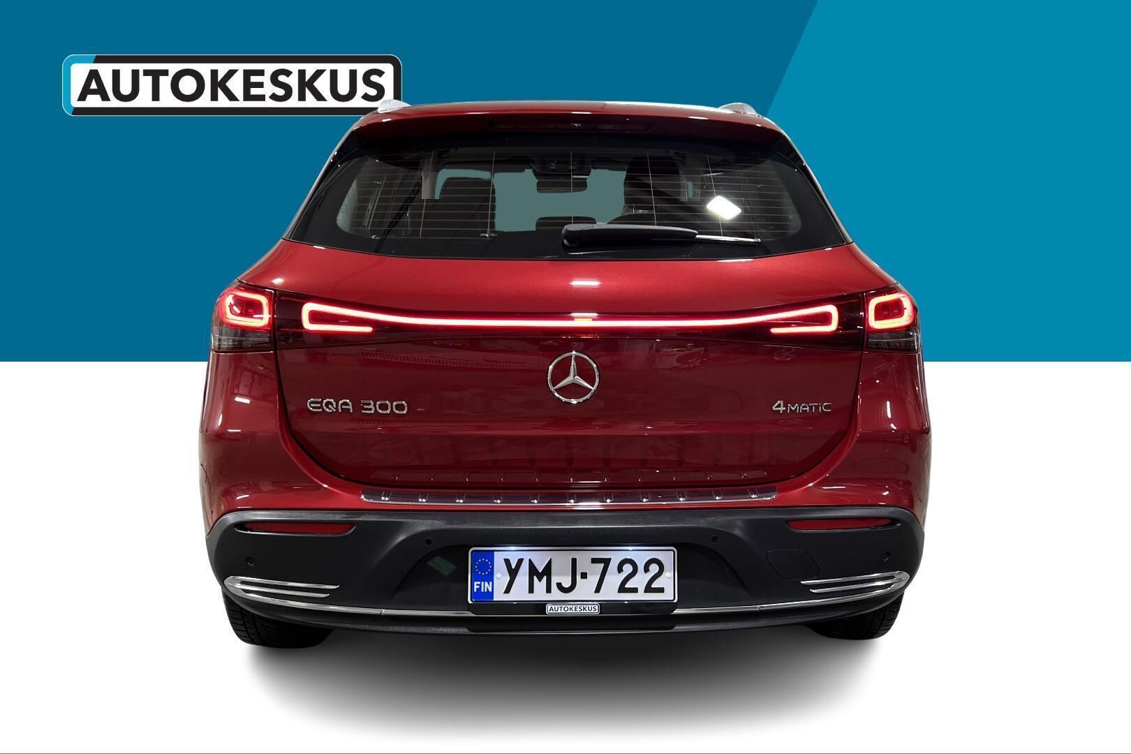 MERCEDES-BENZ EQA iso kuva 6