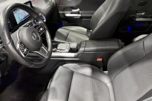 MERCEDES-BENZ EQA esikatselu 9