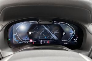 BMW IX3 esikatselu 13