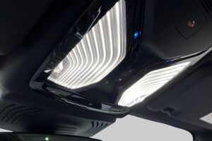 BMW IX3 esikatselu 21