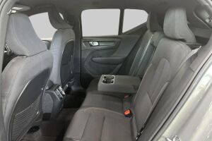 VOLVO XC40 esikatselu 10