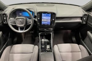 VOLVO XC40 esikatselu 11