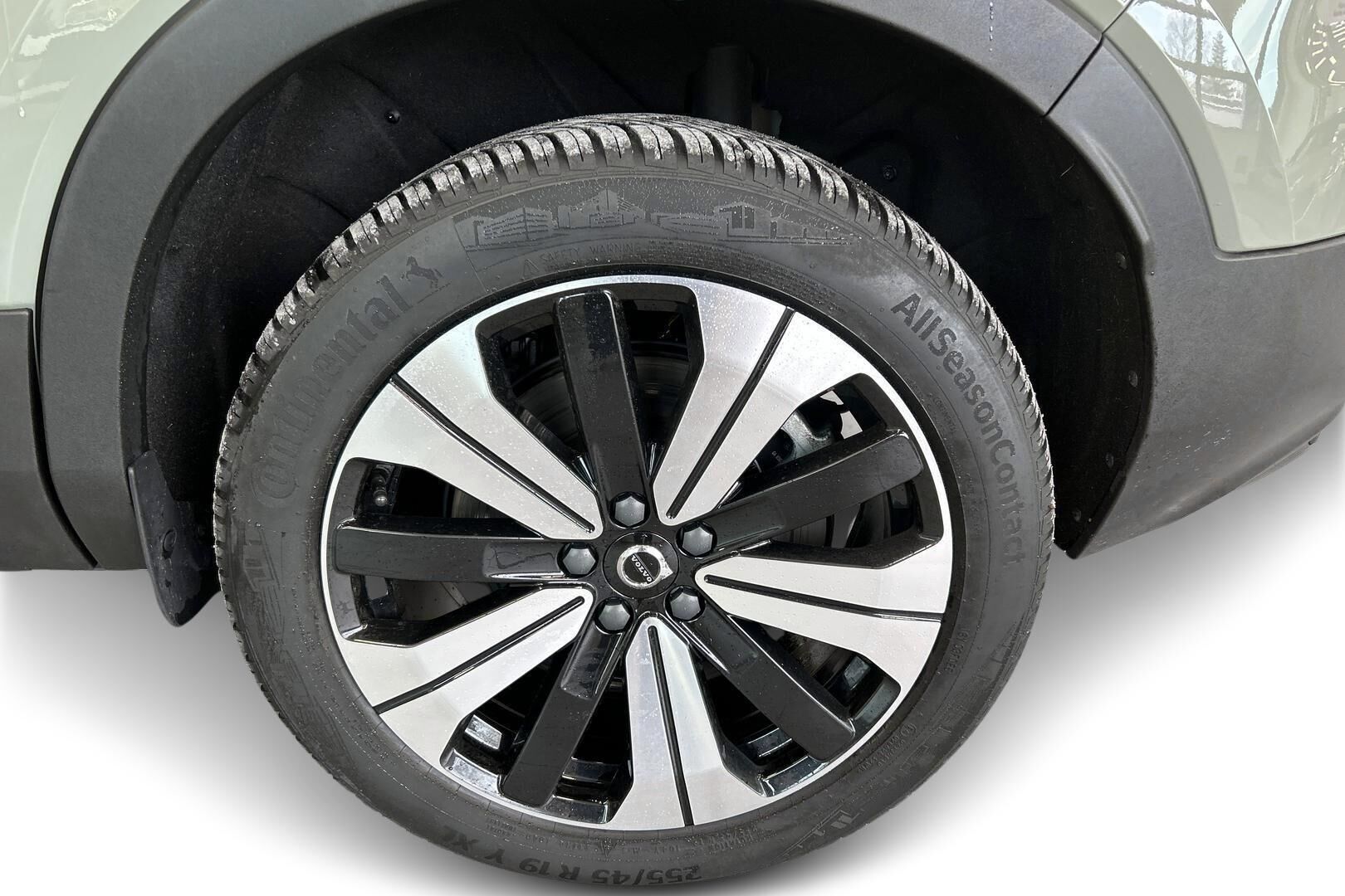 VOLVO XC40 iso kuva 13