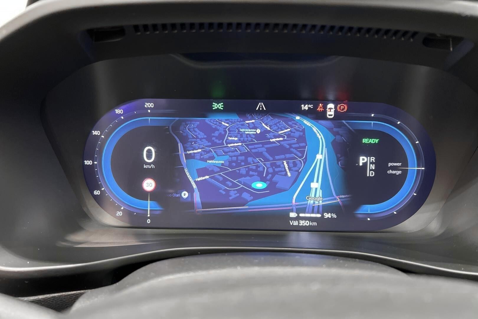 VOLVO XC40 iso kuva 14