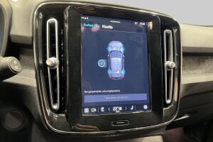 VOLVO XC40 esikatselu 18