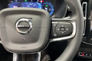 VOLVO XC40 esikatselu 26