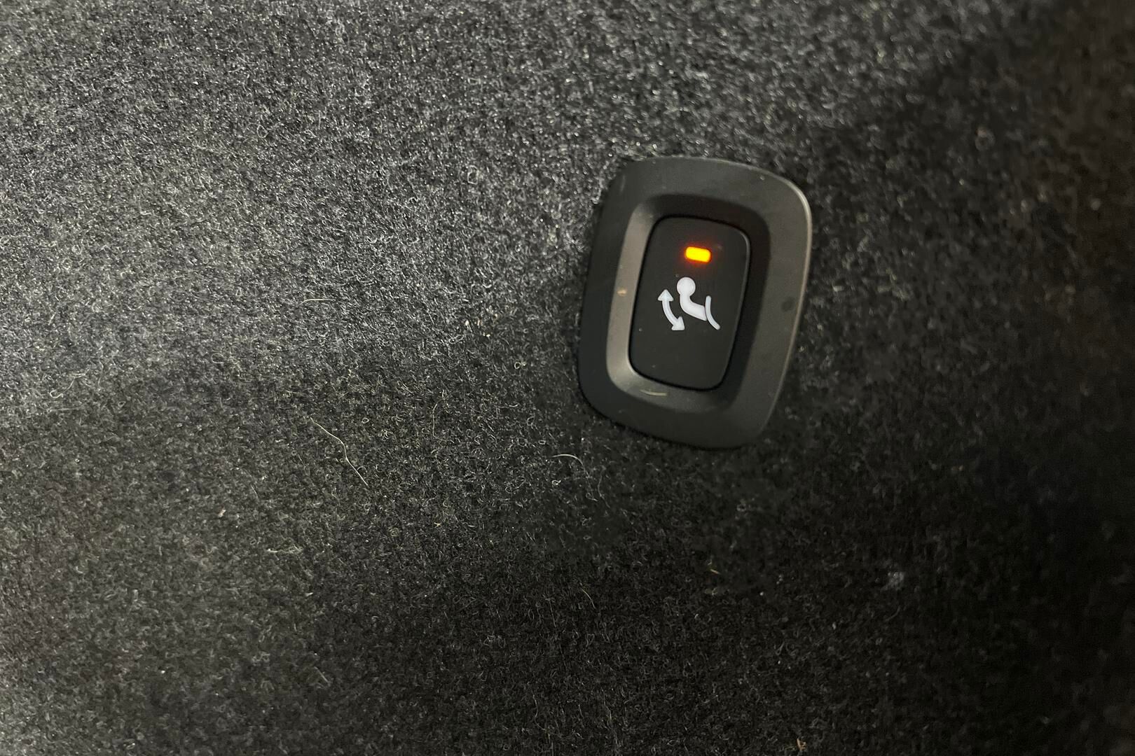 VOLVO XC40 iso kuva 32