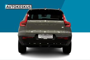 VOLVO XC40 esikatselu 6