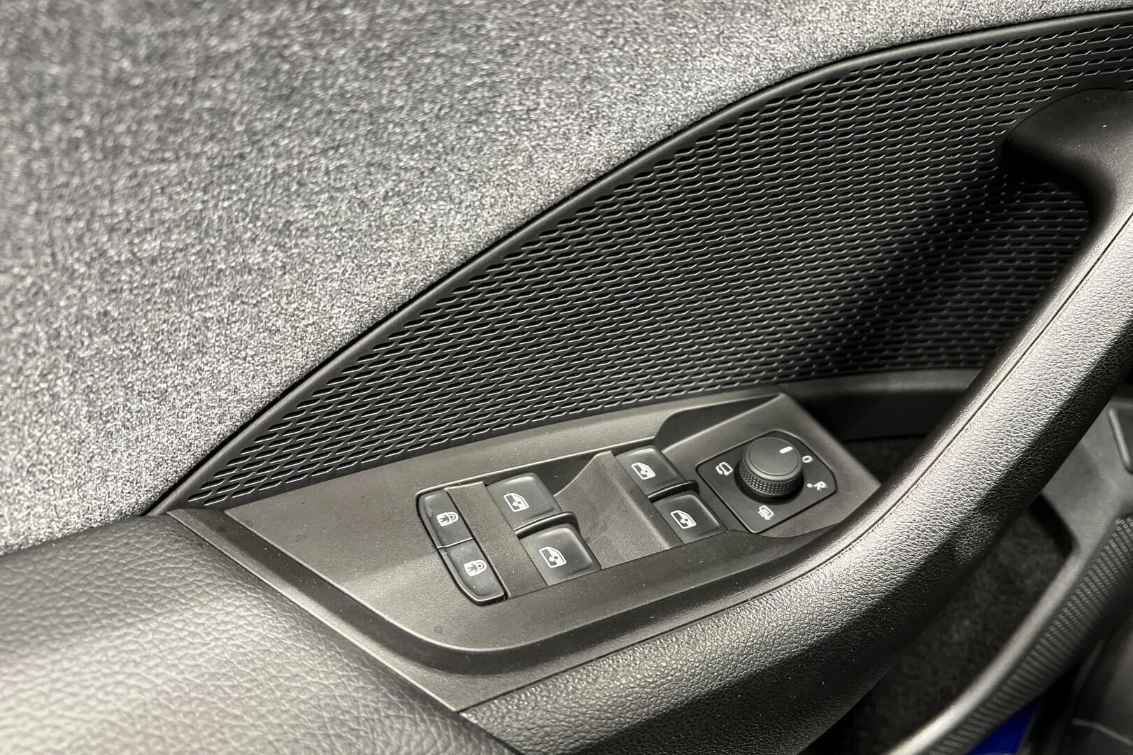 SKODA OCTAVIA iso kuva 30