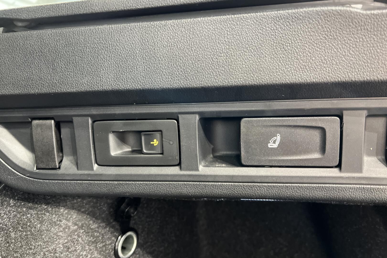 SKODA OCTAVIA iso kuva 34