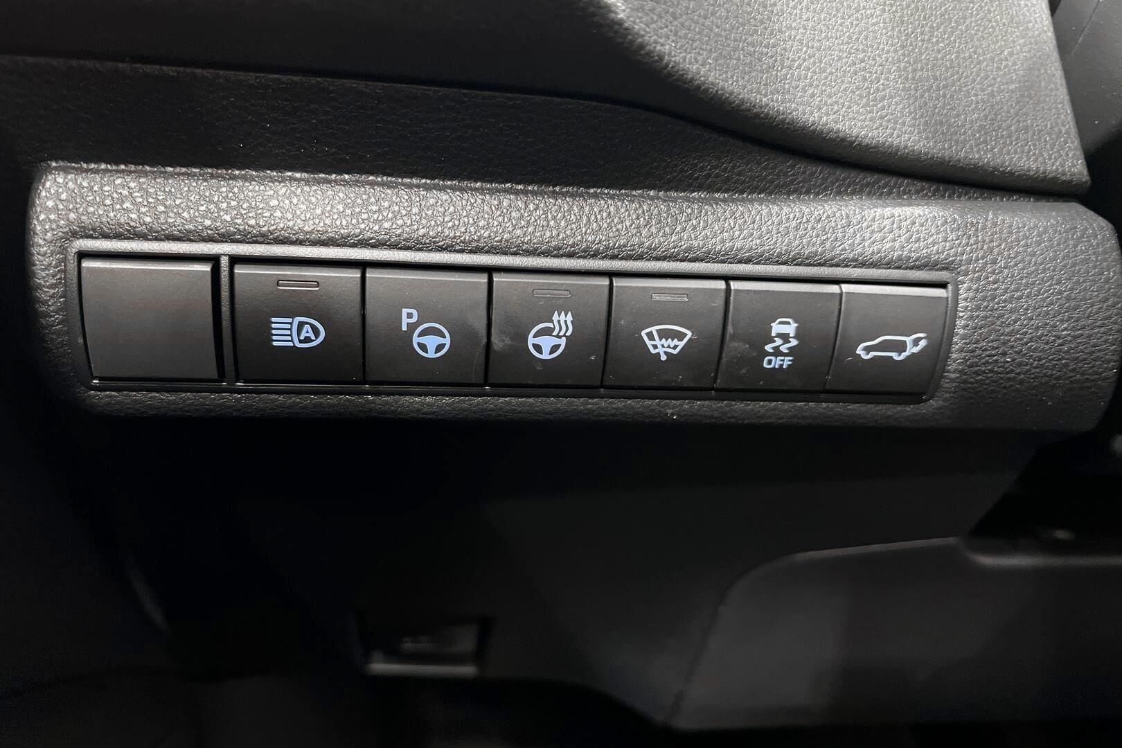 TOYOTA COROLLA iso kuva 23