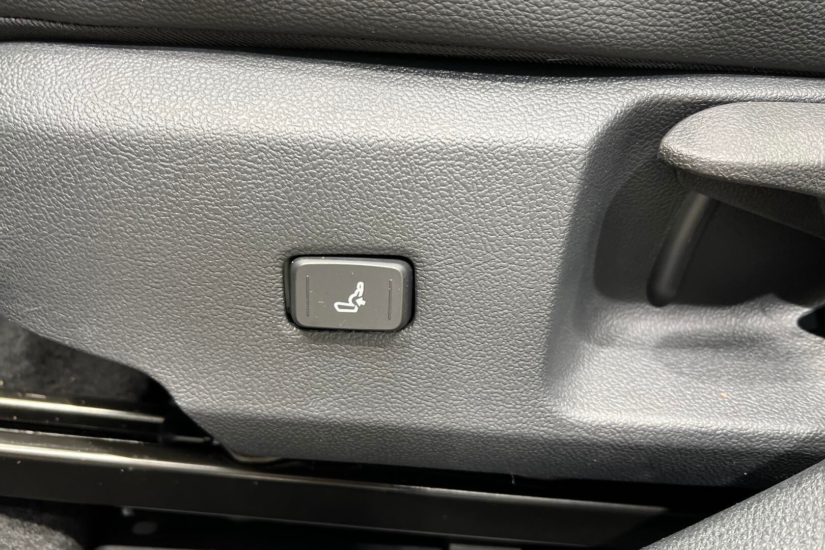 TOYOTA COROLLA iso kuva 25