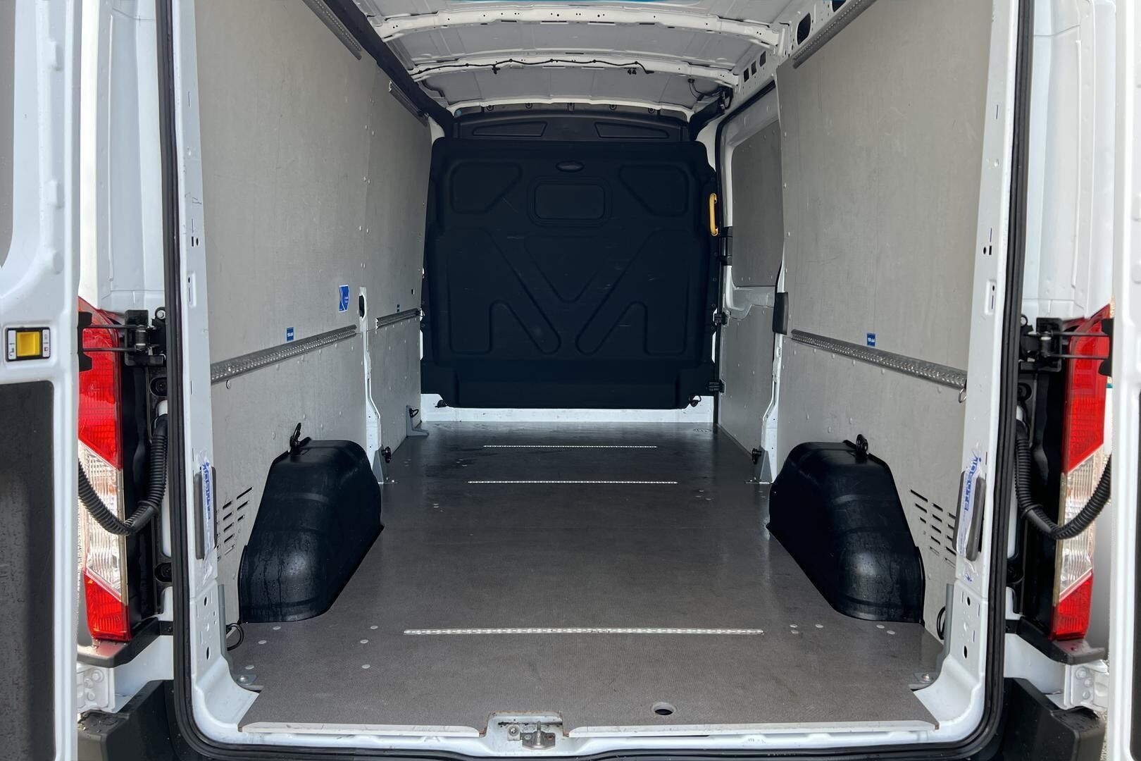 FORD TRANSIT iso kuva 12