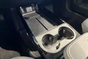 FORD MUSTANG MACH-E esikatselu 20