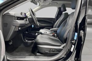 FORD MUSTANG MACH-E esikatselu 9