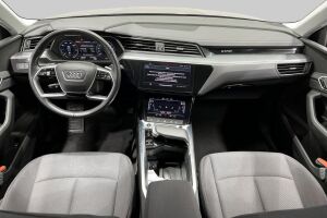 AUDI E-TRON esikatselu 9