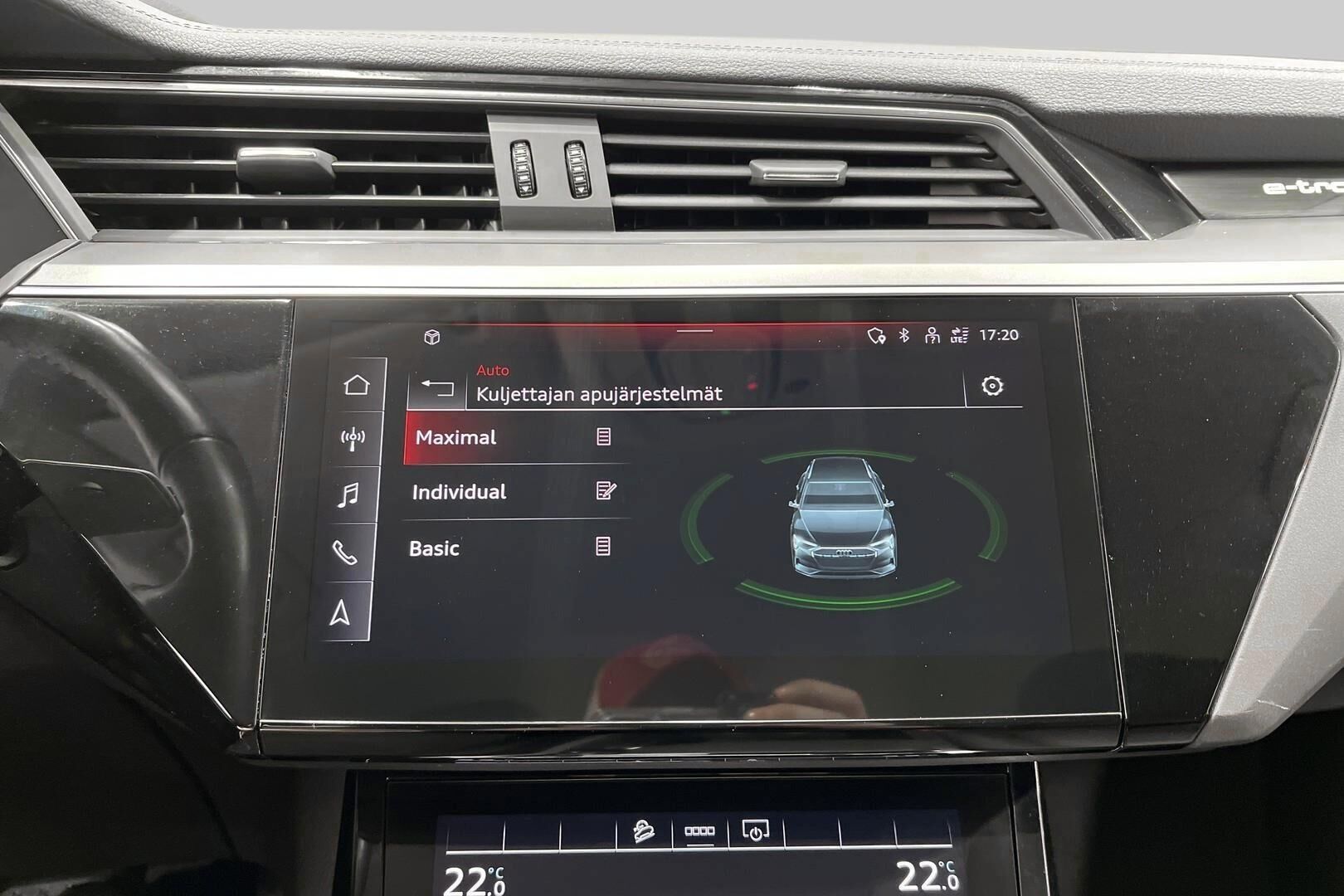 AUDI E-TRON iso kuva 35