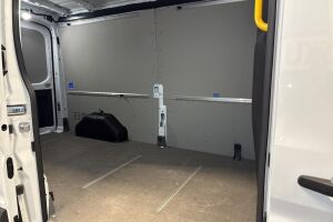 FORD TRANSIT esikatselu 8