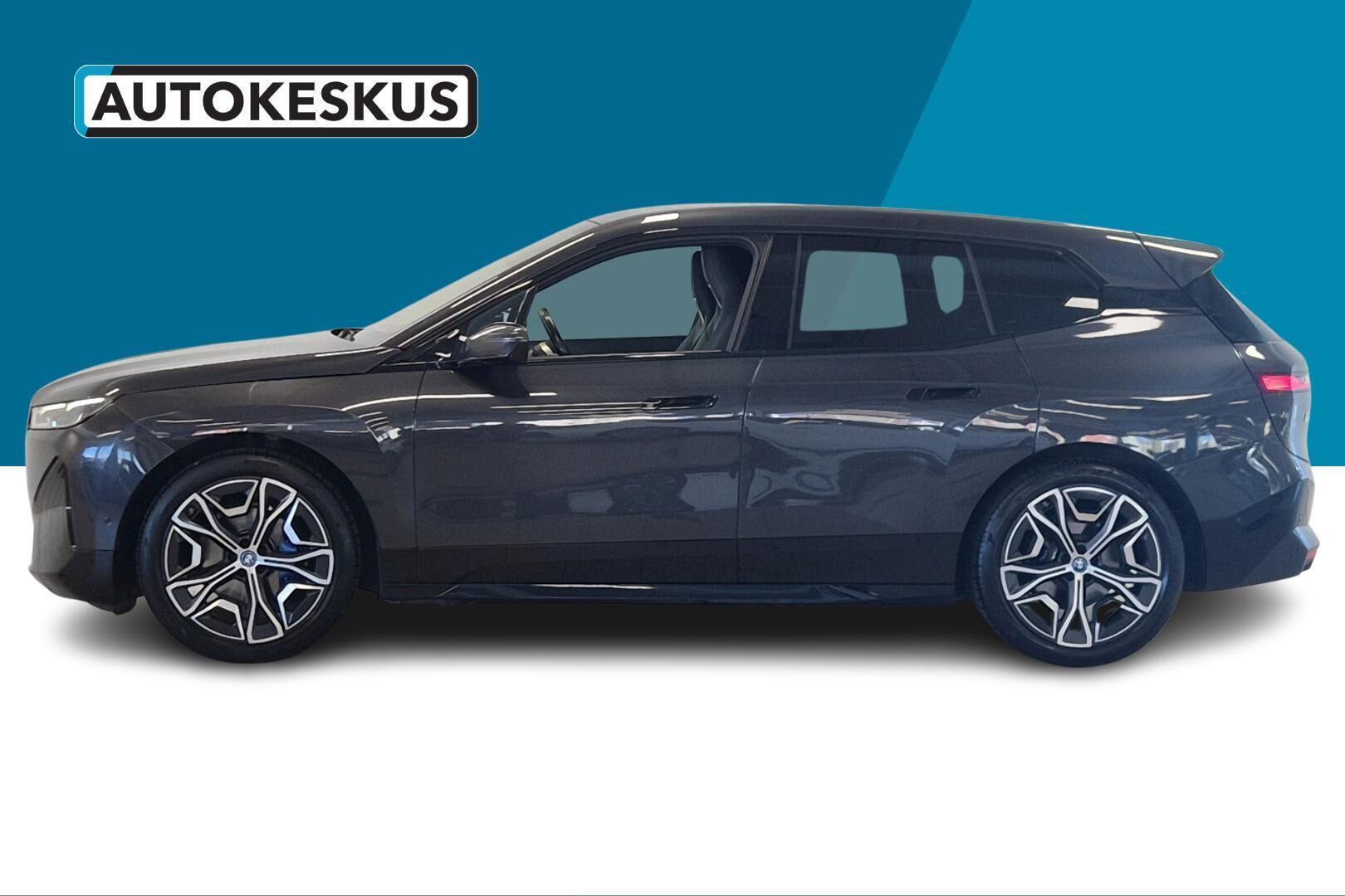 BMW IX iso kuva 6