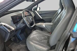 BMW IX esikatselu 7