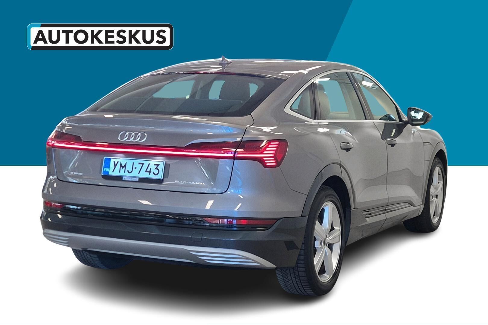 AUDI E-TRON iso kuva 18