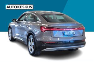 AUDI E-TRON esikatselu 5