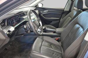 AUDI E-TRON esikatselu 7