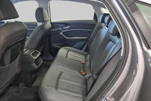 AUDI E-TRON esikatselu 19