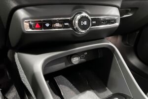 VOLVO C40 esikatselu 21