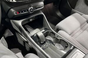 VOLVO C40 esikatselu 22